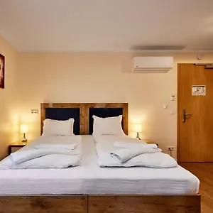 3* 호텔 Isha